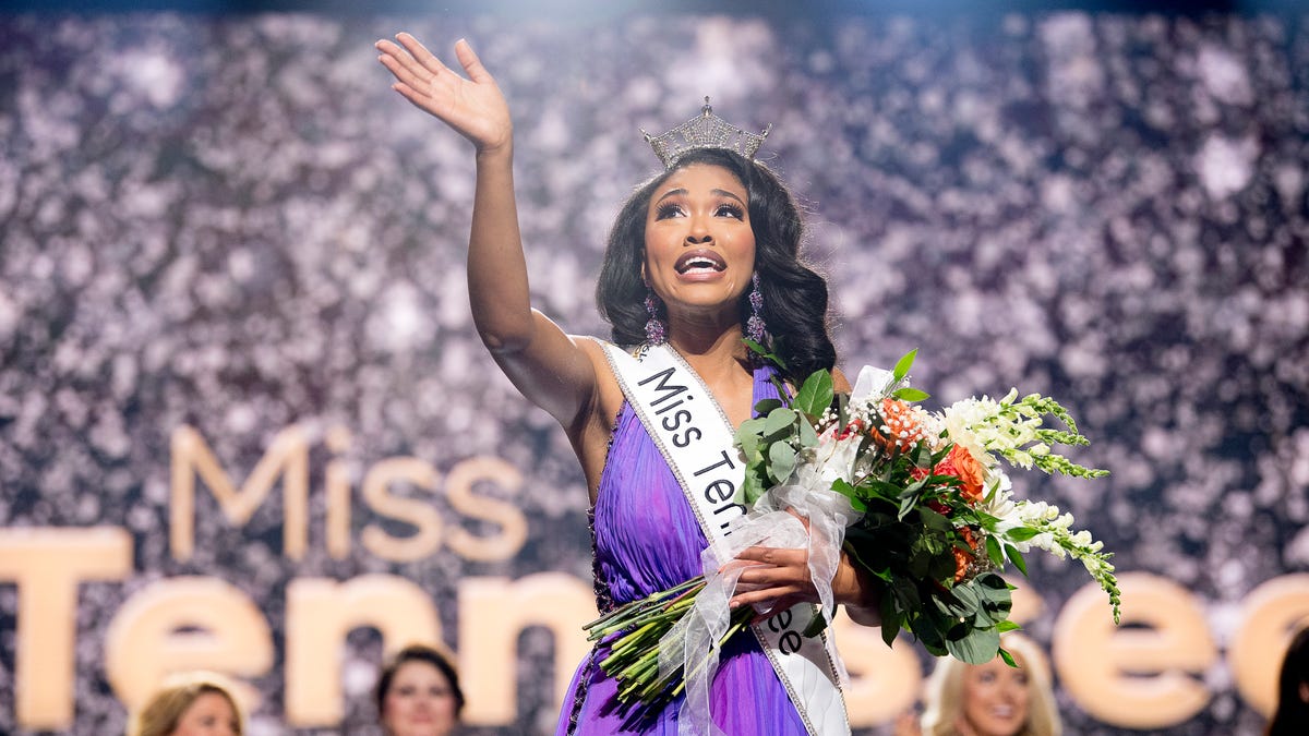 Single Night Miss Tennessee at Tennessee Performing Arts Center