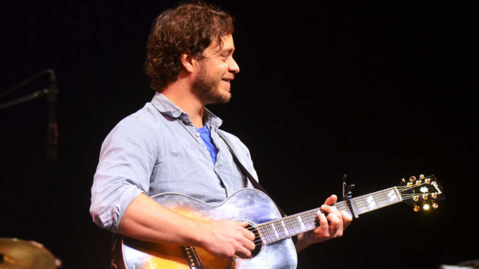 Amos Lee at Tennessee Performing Arts Center